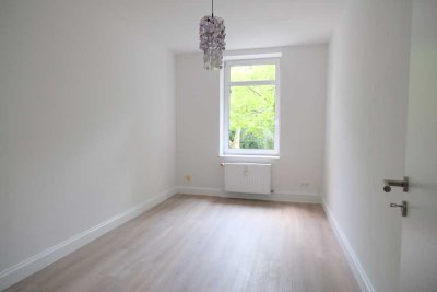 ++ Charmante, frisch sanierte Wohnung mit Stellplatz & Balkon in 2026!