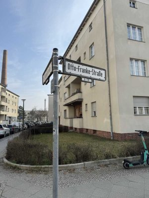 Geräumige, helle und gut geschnittene Wohnung im grünen Adlershof