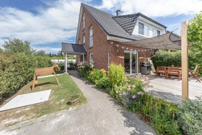 Doppelhaushälfte mit schönem Garten