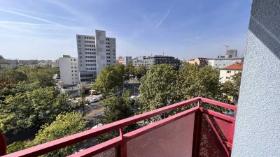 Beste Citylage mit Fernblick - 3 Zimmer, 2 Bäder plus G-WC, Balkon