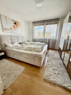 ***ALPENBLICK*** Eigennutzung oder Kapitalanlage - Sonnige und möblierte 3-Zimmer-Wohnung mit Balkon