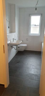 Neuwertige 3-Zimmer-Wohnung mit Balkon, EBK und Garage in Bruchsal-Büchenau