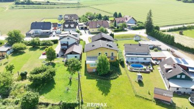 Zuhause mit Perspektive – Großzügiges Ein-/Mehrfamilienhaus mit Traumgrundstück und Weitblick