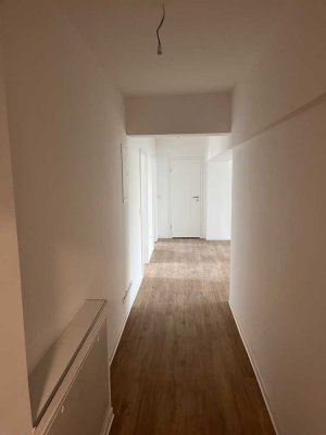 Erstbezug: exklusive 3-Zimmer-Wohnung mit EBK in Frankfurt am Main