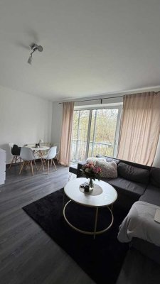 Charmante 2-Zimmer-Wohnung mit EBK