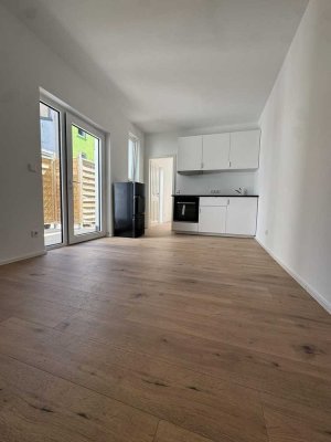Neue ruhige 2-Zi-Hinterhofwohnung mit EBK im beliebten Szeneviertel