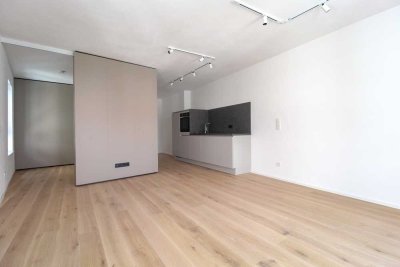IN Altstadt: 2-Zimmer-Wohnung mit Balkon und TG-Stellplatz