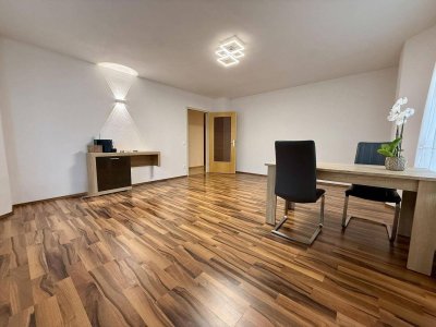 Elegante, top-renovierte Wohnung am Kaisermühlendamm - provisionsfrei &amp; ideal für Diplomaten/ Expats