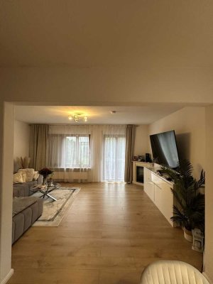 Neu sanierte Doppelhaushälfte in Ahrensfelde OT Eiche