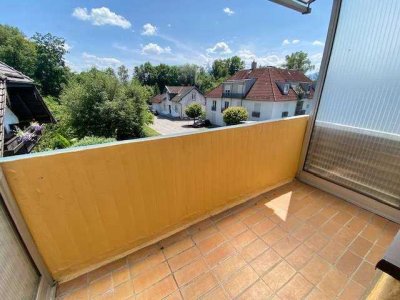 Gut geschnittene 3-Zi-Whg. mit Blick nach Osten, Süden u. Westen, im 2.OG mit Balkon in Freilassing.