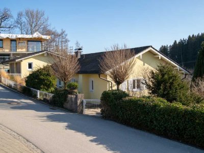 Variabel nutzbares Ein- bis Dreifamilienwohnhaus, Bestlage (Wartberghöhe) Aufstockung möglich