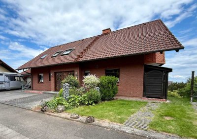 Einfamilienhaus mit Einliegerwohnung