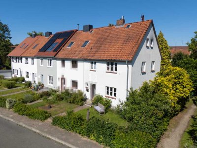 Attraktives Reihenendhaus mit Garten und Vollkeller im beliebten Roten Feld