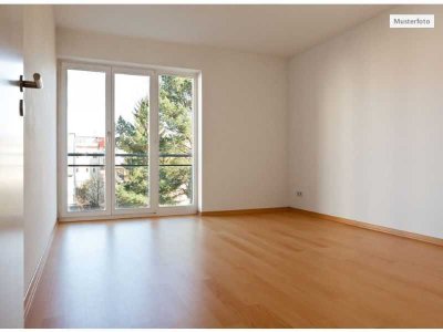 Provi frei 2 Zimmer - Wohnung mit Balkon