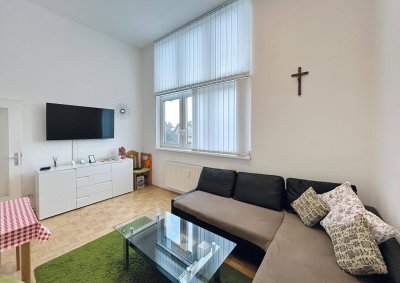 Liebevolle 2-Zimmer-Galeriewohnung in Maxglan – ideal für Singles oder Paare!