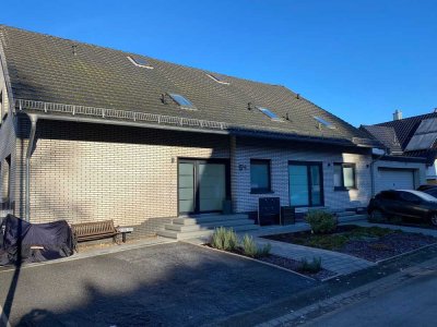 Charmante 2-Zimmer-Dachgeschoss-Wohnung mit Balkon