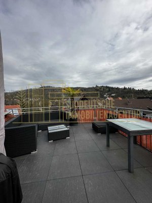 Über den Dächern der Stadt: Luxuriöses Penthouse mit atemberaubendem Ausblick