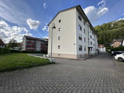 Absoluter Hammerpreis , 3 Zimmer im 3. OG eines gepflegten Mehrfamilienhauses., nicht vermietet