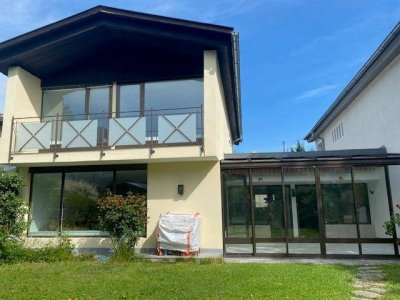 Hübsches, sehr komfortables, rundum saniertes Reihenhaus, in absoluter Ruhelage am Fuße des Gaisbergs in Salzburg / Parsch