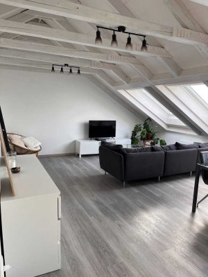 Zentral gelegene 2-Zimmer-Dachstudio