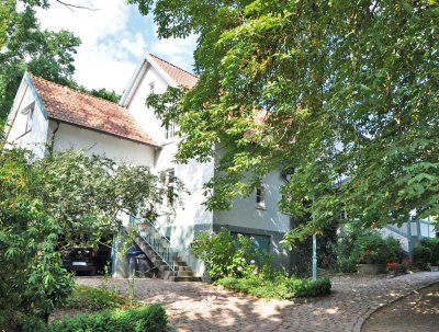im historischen Jagdhaus: 3-Zimmer-Maisonette-Wohnung in Schretstaken