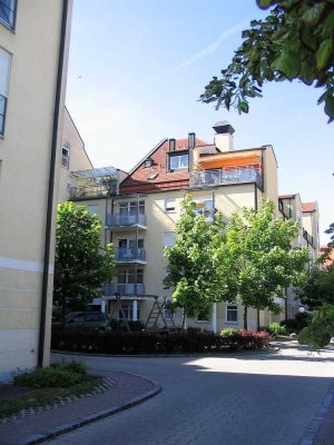 Ruhige 3-Zimmer-EG-Wohnung mit Terrasse und Gartenanteil, Straubing-Mitte