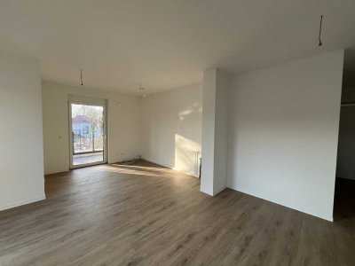 Helle 2-Zimmer Wohnung mit Balkon im 2. OG in Ahrensburg