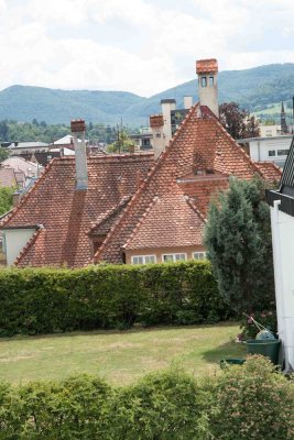 Moderne, helle Stadtwohnung mit Aufzug und Garage
