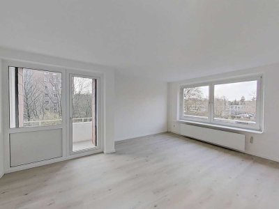 **RENOVIERT** Geräumige 3-Zimmer-Wohnung mit BALKON und Wannenbad