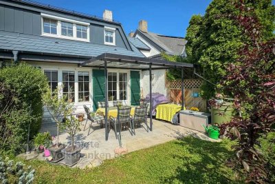 Tolles Reihenmittelhaus mit ELW,  Garage & AAP