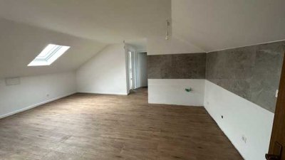 Schön renovierte 3-Zimmer-Wohnung mit Stellplatz in Neuburg an der Donau
