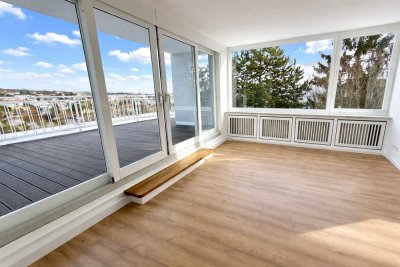 Sanierte & exklusive 2,5-Zimmer-Penthousewohnung mit Panorama-Blick