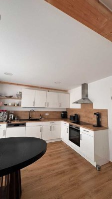 Charmante 1,5-Zimmer Dachgeschosswohnung in Eitensheim