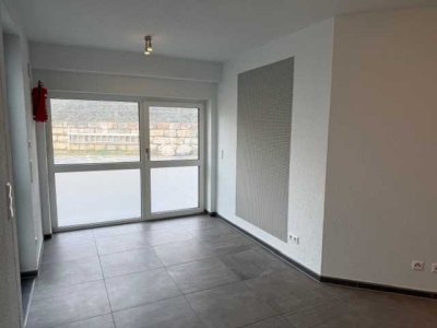 Moderne 3-Zimmer-Wohnung mit EBK