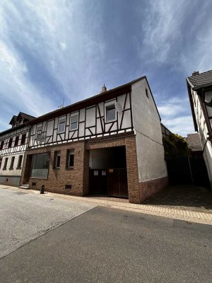 "Fachwerkidylle mit großzügigem Anbau - Ihr neues Zuhause zum Top Preis!"
