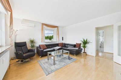 Exklusive Penthouse-Wohnung mit EBK & Carport in Neckarsulm