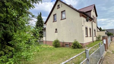 PROVISIONSFREI|Freistehendes Einfamilienhaus mit 5 Zimmern, Nebengelass und 3 Garagen