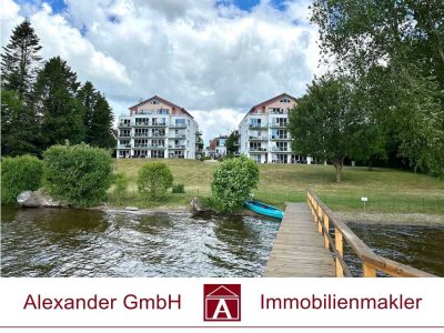 Plöner See - Möblierte Ferienwohnung mit Süd/West-Terrasse und Seeblick