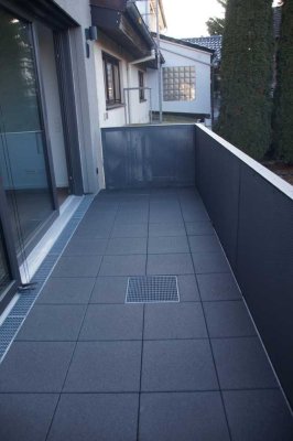 NEUBAU ERSTBEZUG -  Helle 3 ZKB, Balkon - 1. OG - W4