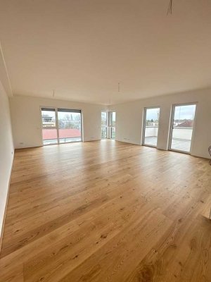 Neubau Luxus Penthauswohnung mit 160m² Dachterrasse