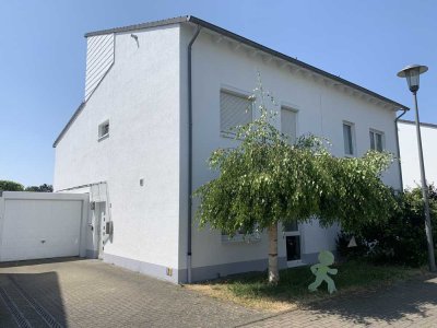 Doppelhaushälfte mit Photovoltaikanlage