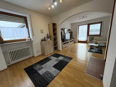 Gepflegtes Doppelhaus in ruhiger Siedlungslage