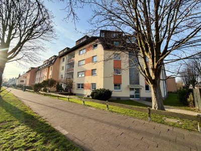 Porz - Zündorf! 2 Zi.- DG - Wohnung, 73m², Balkon, Aufzug, TG - Stellplatz