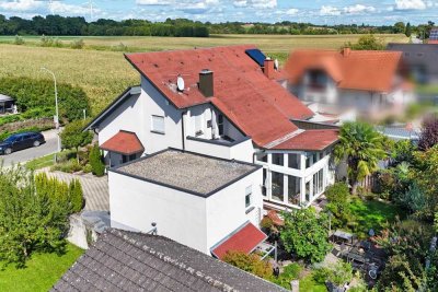 Schaidt: Modern! Stilvoll! Elegant! Ruhige Ortsrandlage!
