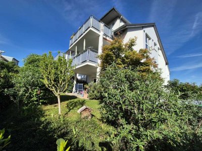 NEUWERTIG** Barrierefreie 4,5 Zimmer Erdgeschoßwohnung mit 2 Terrassen + GARTEN**