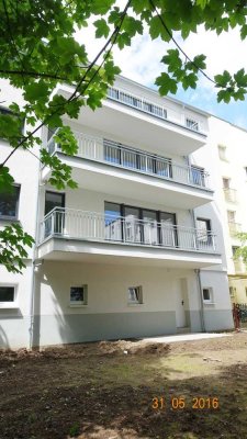 Zweitbezug, großer Balkon, gehobene Ausstattung,  Garage im Haus, ruhige Lage, nahe Zentrum