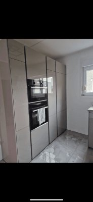 Privat! Geräumige 3 Zimmer Wohnung