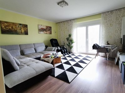 DB IMMOBILIEN | Sanierte 3 Zimmerwohnung mit Balkon und Parkplatz in unmittelbarer Thermen Nähe! MIETKAUF möglich!