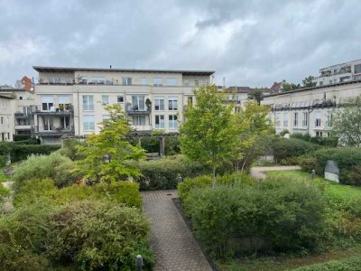 Exklusive 3-Zimmer-Wohnung - Balkon, EBK & TG in Berlin Britz (Neukölln)