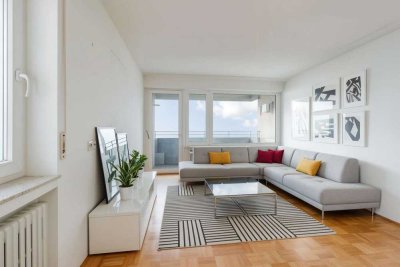 Hoch über Laupheim! Bezugsfreie und helle 2,5-Zimmer Wohnung mit Potential